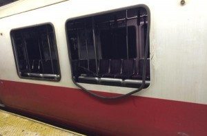 B8hy_fNIQAA40ga | Quincy News About Quincy Massachusetts Blown out Red Line Window An MBTA Passenger Twitter Photo