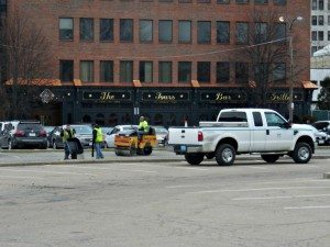 dpw-pothole-3-31-2015-2 | Quincy News About Quincy Massachusetts DPW workers working fixing potholesA Quincy Quarry News photo