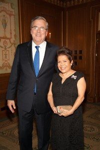 columba-and-jeb-bush-donor-photo