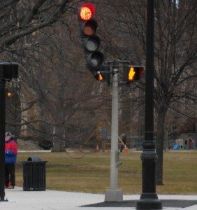 sideways-traffiic-light-tall-square