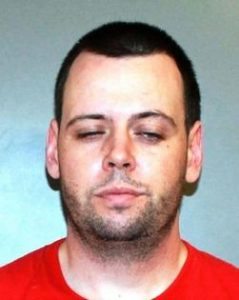 Crack-in-underwear-weymouth-pd-photo