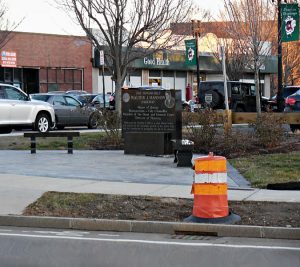 sideways-streetlight-1-1-2017-1125 | Quincy News About Quincy Massachusetts