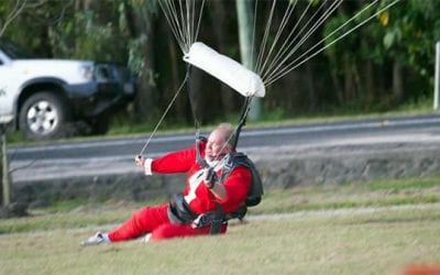 Parachuting Santa Falls in Quincy