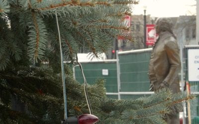 Quincy Center Christmas lights still out