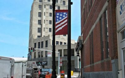 Quincy Center double street lights finally no more