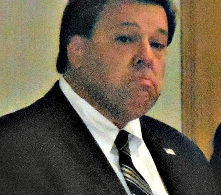 Quincy straw poll bodes ill for embattled incumbent mayor?