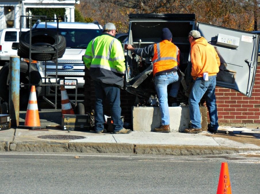 Quincy Center traffic lights taken out