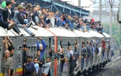 Bernie & Phyl's follows racy ads with a new 'Banned in Boston' ad campaign