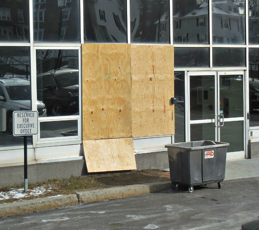 Drugged driver whacks Quincy City Hall and confesses city-hall-whacked-1125