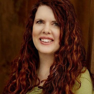 Singer songwriter Cyndi Cresswell blows away Quincy with song about Quincy see our story soon