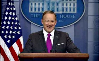 Maxine Waters’ tweet about Sean Spicer backfires