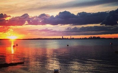 Friday nights with ocean and beer @dmpillion. #friday #quincy #houghsneck #ocean #sunset #boston #cityscapes #igboston6