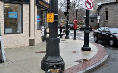 Quincy Center Traffic Light Now More Busted – Part I of a new continuing series?