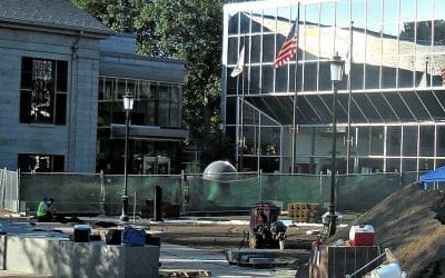 City of Quincy flags not lowered for John McCain