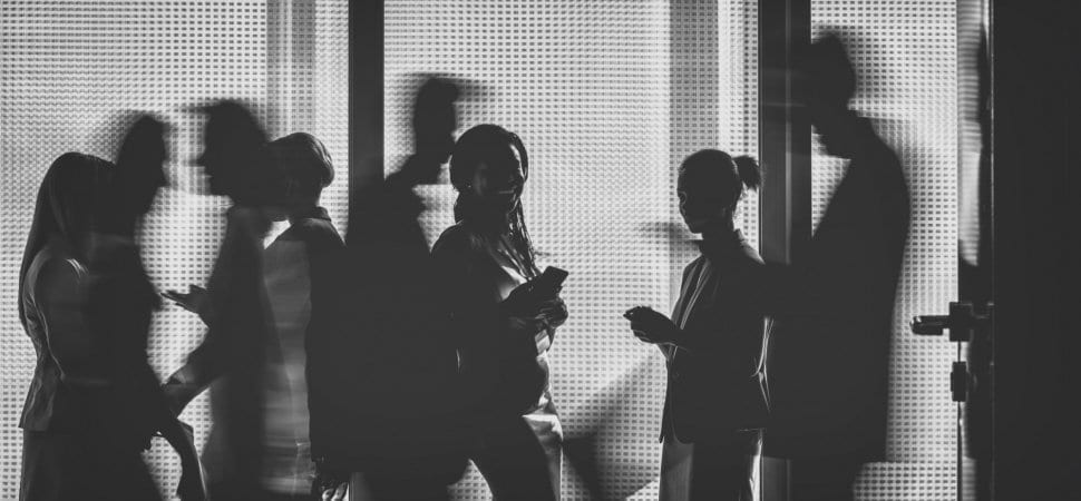 Two signs which instantly identify someone with bad leadership skills