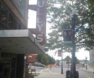 City of Quincy Signage Ordinances Be Damned?