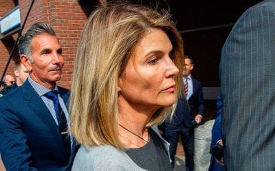 Actress Lori Loughlin’s Emotional Sentencing Statement: “I Am Truly, Profoundly and Deeply Sorry.”