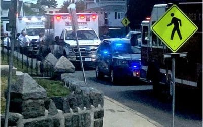 Quincy first responders respond en masse to the scene in Quincy Center #quincypolice #brewsterambulance #quincyfiredepartment